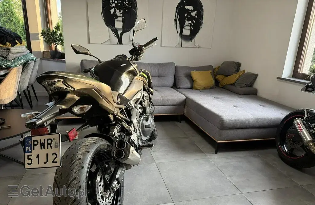KAWASAKI Z 900 