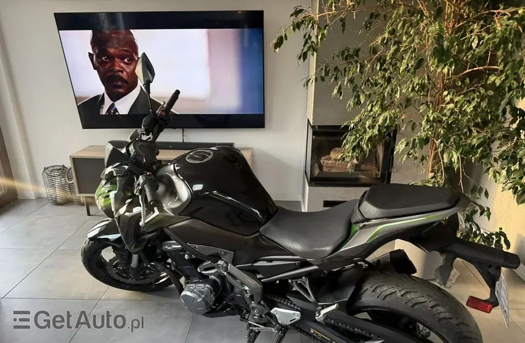 KAWASAKI Z 900 