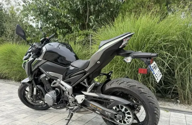 KAWASAKI Z 900 