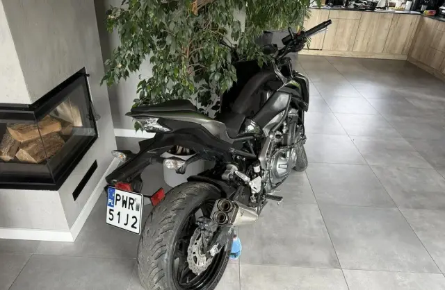 KAWASAKI Z 900 