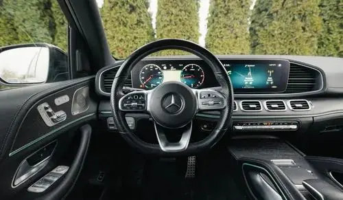 MERCEDES-BENZ GLE 