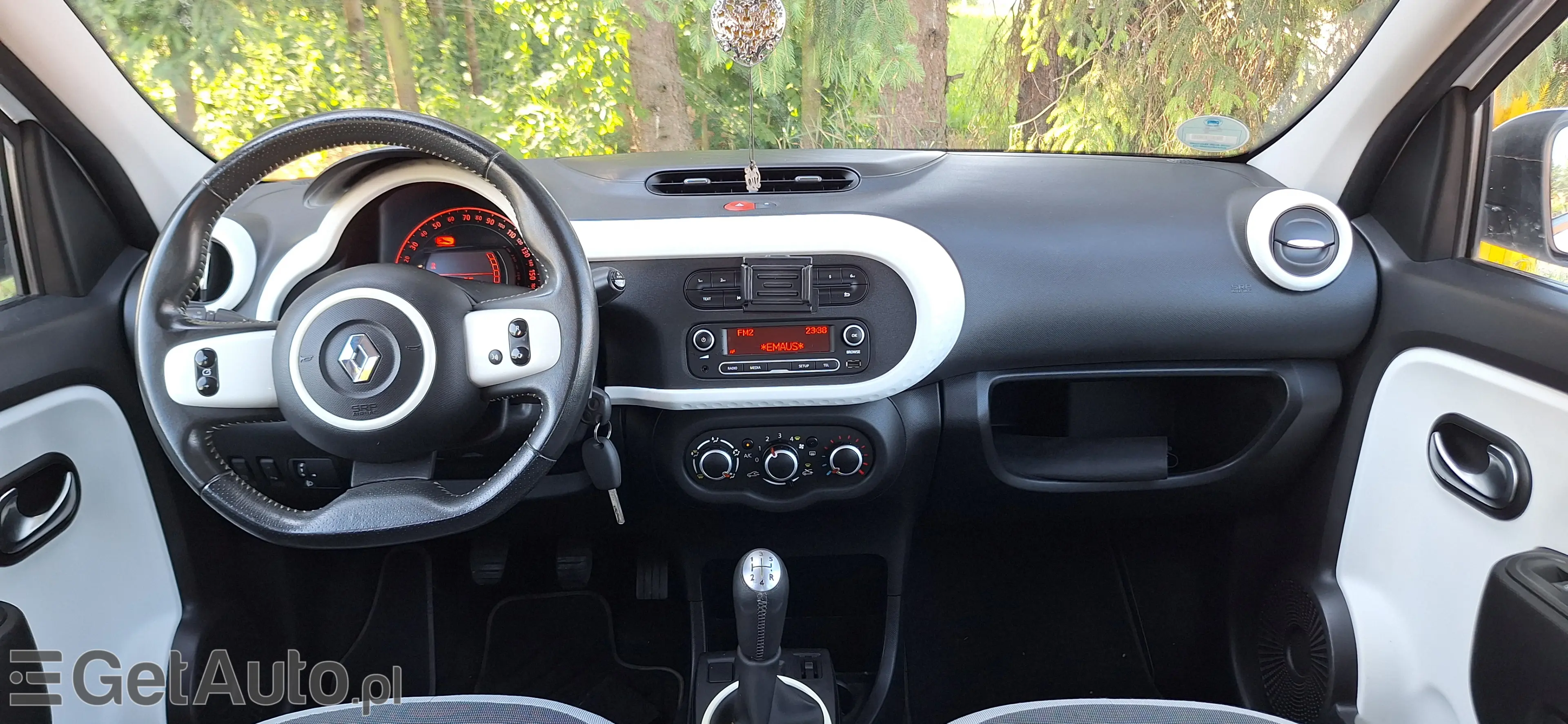 RENAULT Twingo 