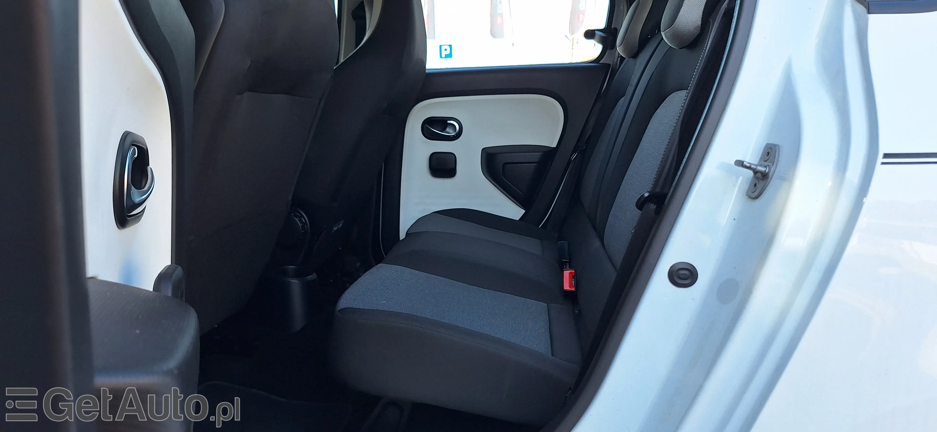 RENAULT Twingo 