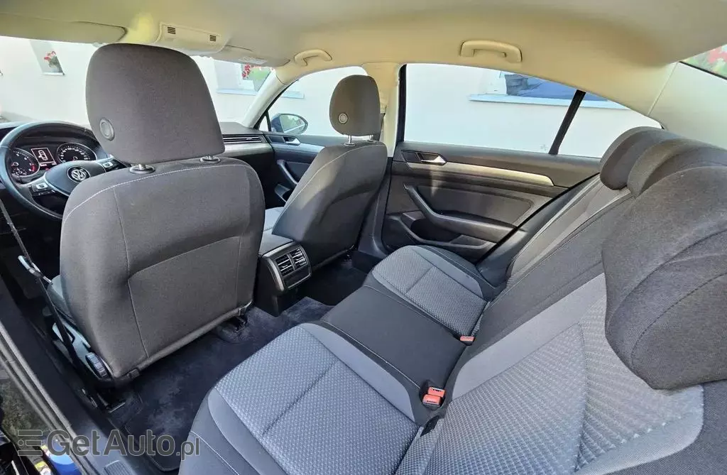 VOLKSWAGEN Passat 1.4 TSI (150 KM) ACT