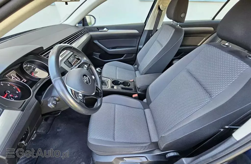 VOLKSWAGEN Passat 1.4 TSI (150 KM) ACT
