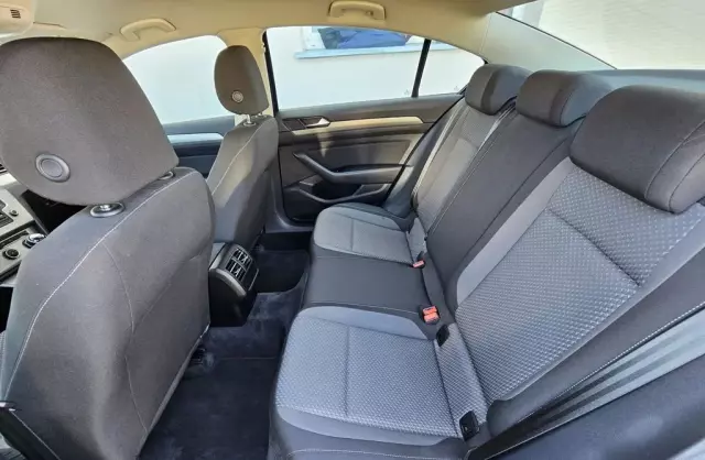 VOLKSWAGEN Passat 1.4 TSI (150 KM) ACT