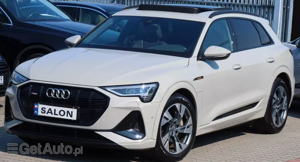 AUDI E-tron 50 quattro S line