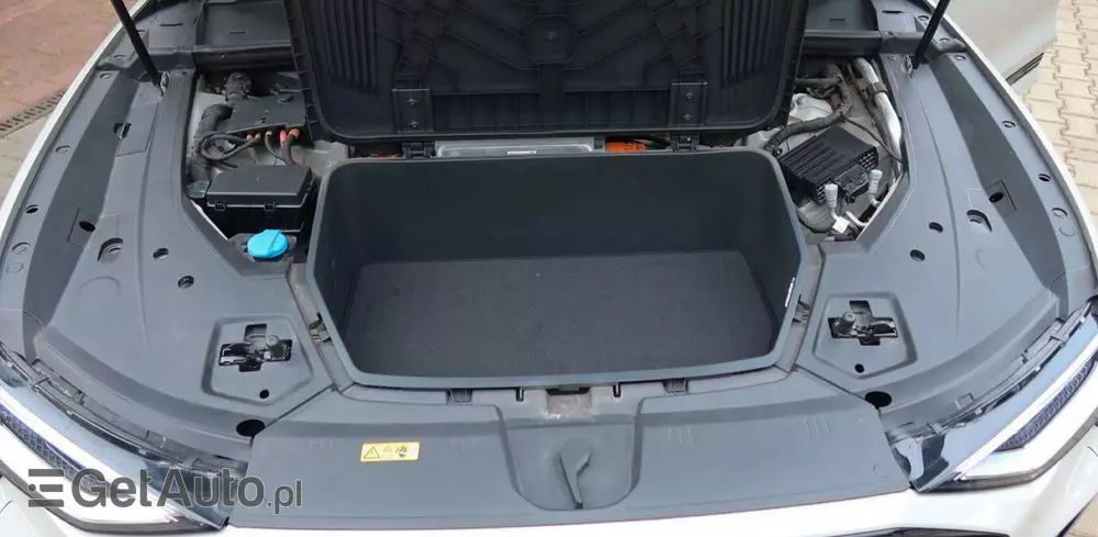 AUDI E-tron 50 quattro S line