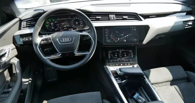 AUDI E-tron 50 quattro S line