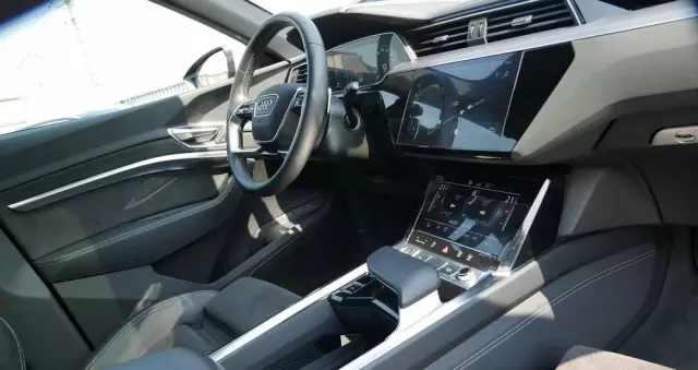 AUDI E-tron 50 quattro S line
