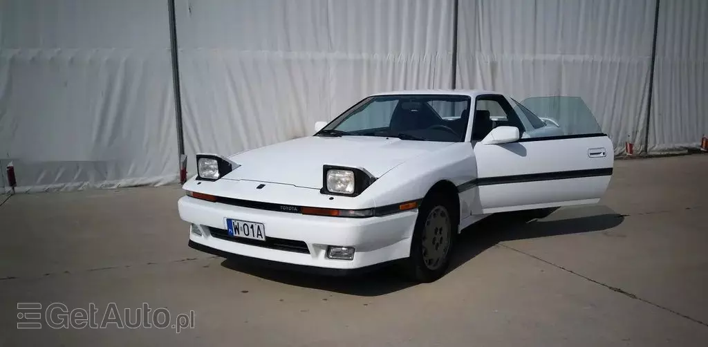 TOYOTA Supra 