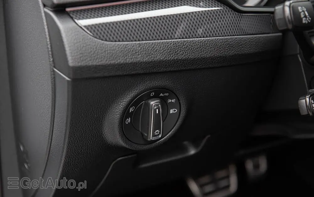 SKODA Superb 2.0 TDI DSG Sportline