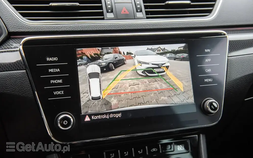 SKODA Superb 2.0 TDI DSG Sportline