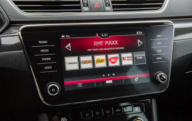 SKODA Superb 2.0 TDI DSG Sportline