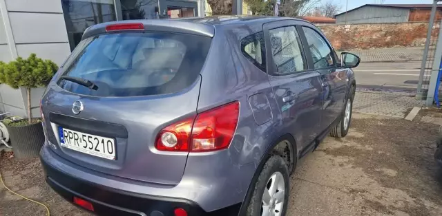 NISSAN Qashqai 2.0 (141 KM) 4x4 CVT