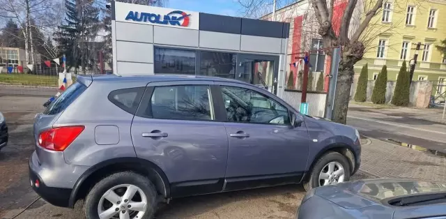 NISSAN Qashqai 2.0 (141 KM) 4x4 CVT
