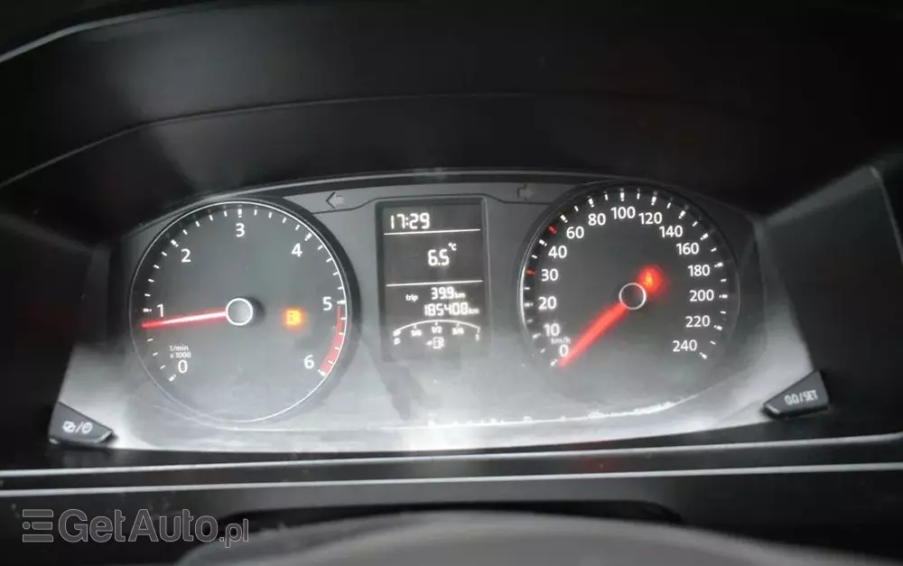 VOLKSWAGEN TRANSPORTER T6 DOKA SELAN // 