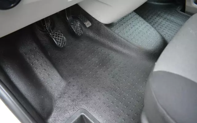 VOLKSWAGEN TRANSPORTER T6 DOKA SELAN // 