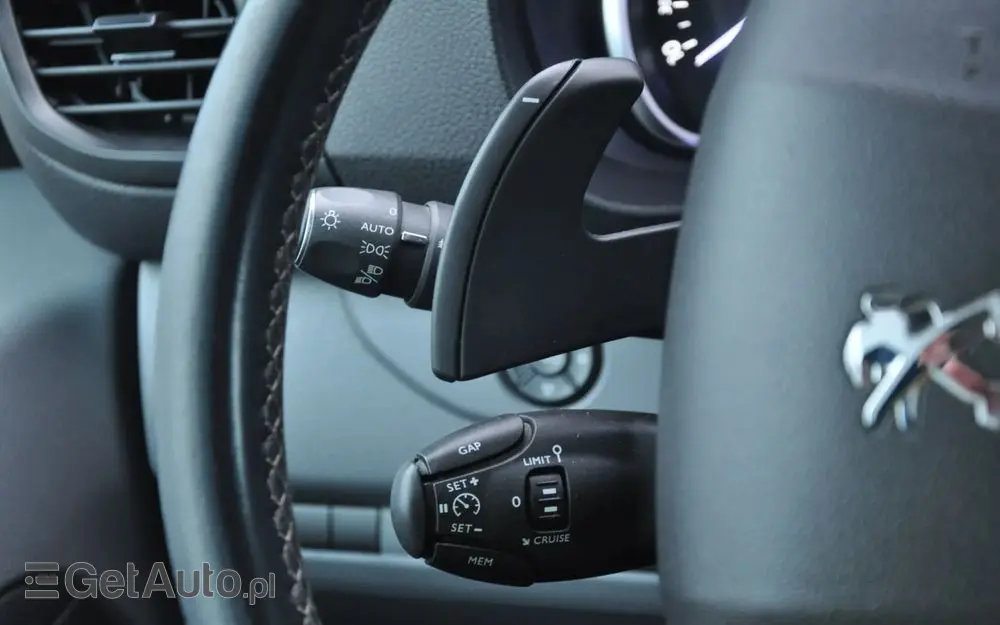 PEUGEOT EXPERT 2.0 HDI 177 KM AUTOMAT IZOTERMA KRAJOWY BEZWYPADKOWY I WŁAŚCICIEL Drzwi przesuwne z dwóch stron 