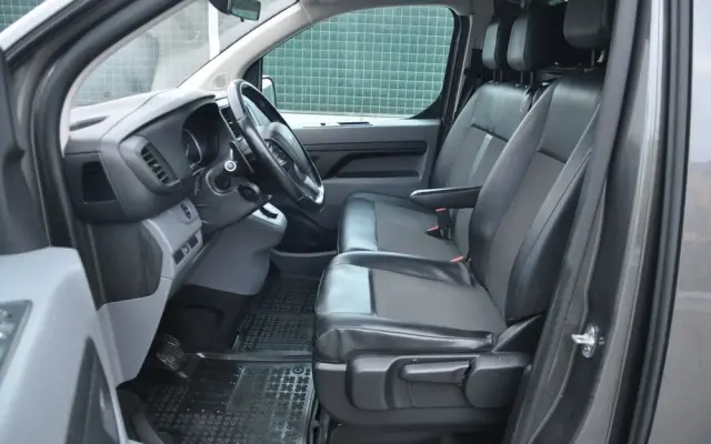 PEUGEOT EXPERT 2.0 HDI 177 KM AUTOMAT IZOTERMA KRAJOWY BEZWYPADKOWY I WŁAŚCICIEL Drzwi przesuwne z dwóch stron 