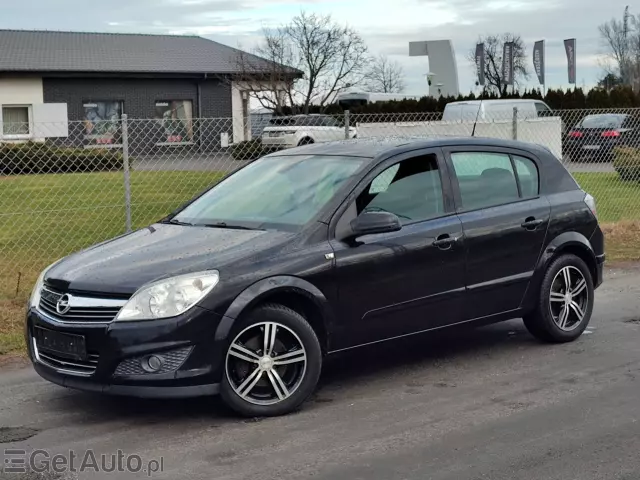 OPEL Astra Edition