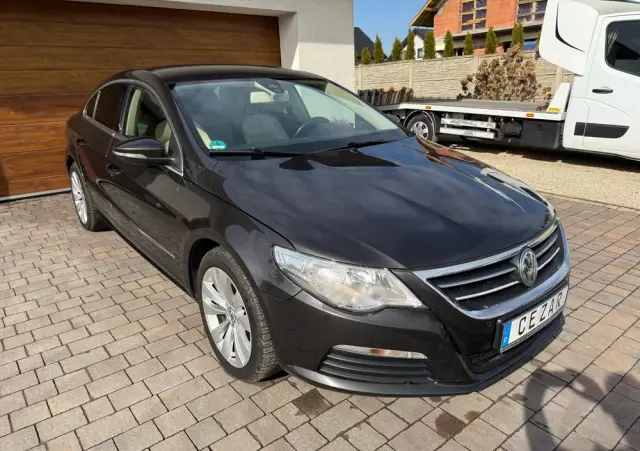 VOLKSWAGEN Passat CC 