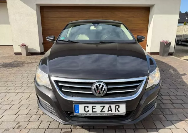 VOLKSWAGEN Passat CC 