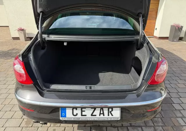 VOLKSWAGEN Passat CC 