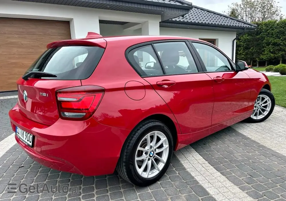 BMW Seria 1 116i Sport Line