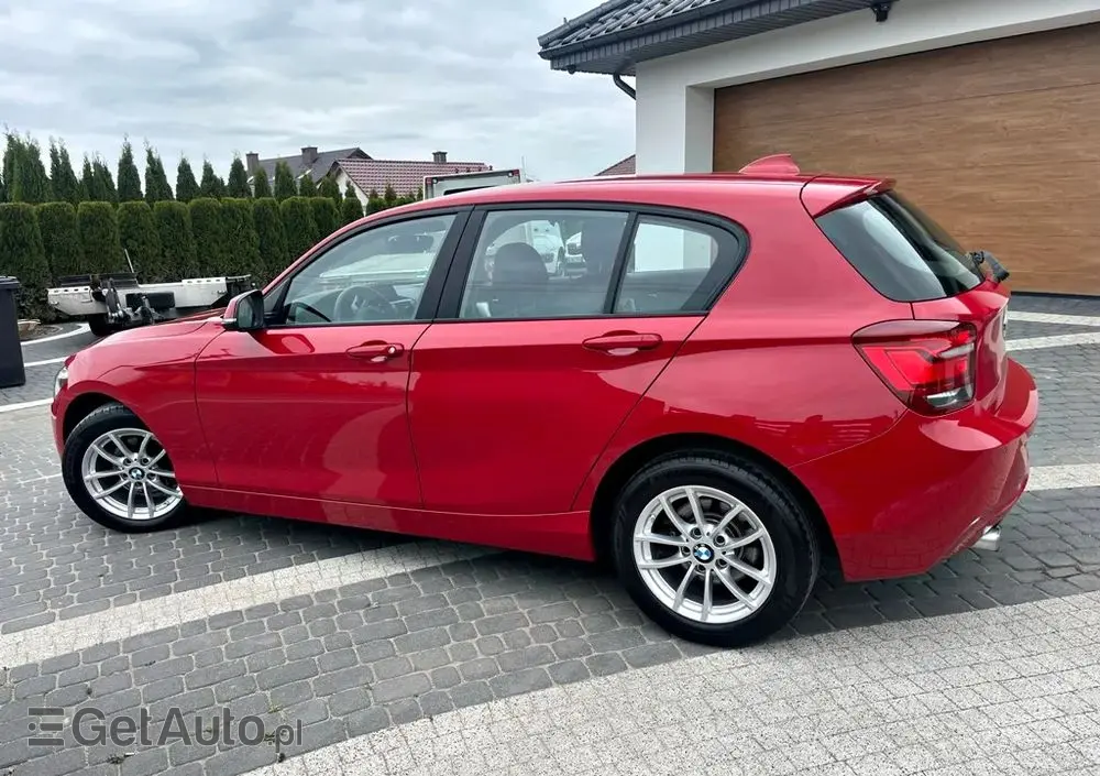 BMW Seria 1 116i Sport Line