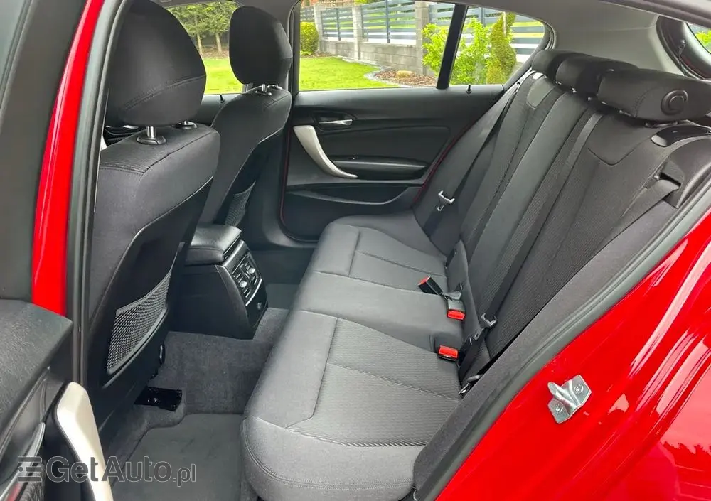 BMW Seria 1 116i Sport Line