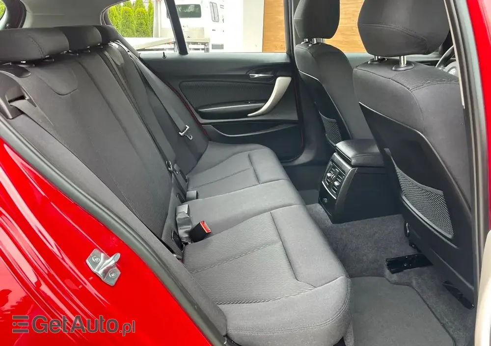 BMW Seria 1 116i Sport Line