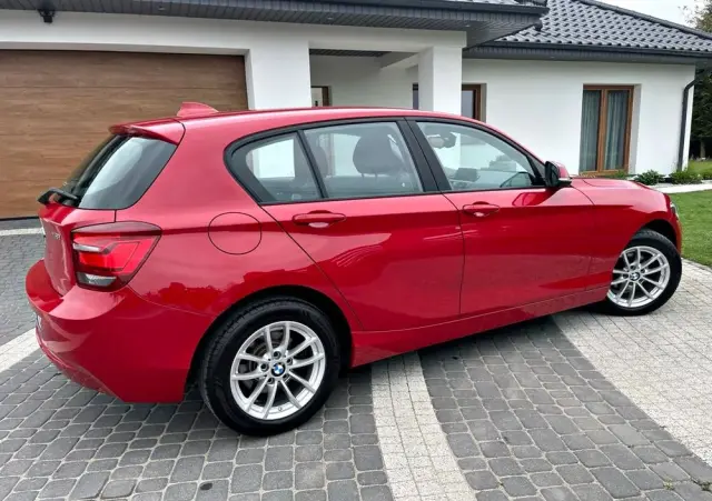 BMW Seria 1 116i Sport Line