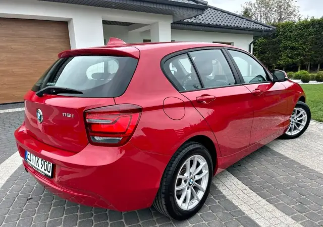BMW Seria 1 116i Sport Line