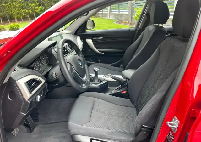 BMW Seria 1 116i Sport Line