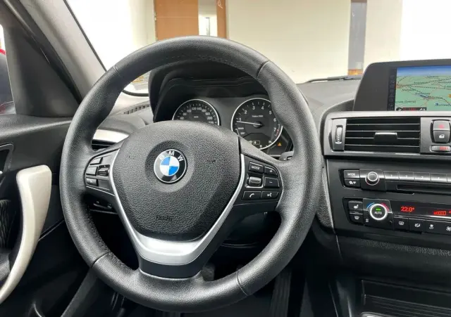 BMW Seria 1 116i Sport Line