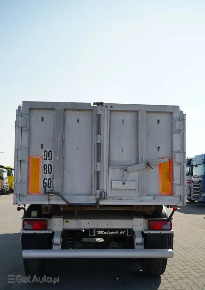 BENALU WYWROTKA / 24 m3 / ALUMINIOWA / OŚ PODNOSZONA / WAGA: 5 300 KG / ELEKTRYCZNA PLANDEKA / ALUFELGI  W 