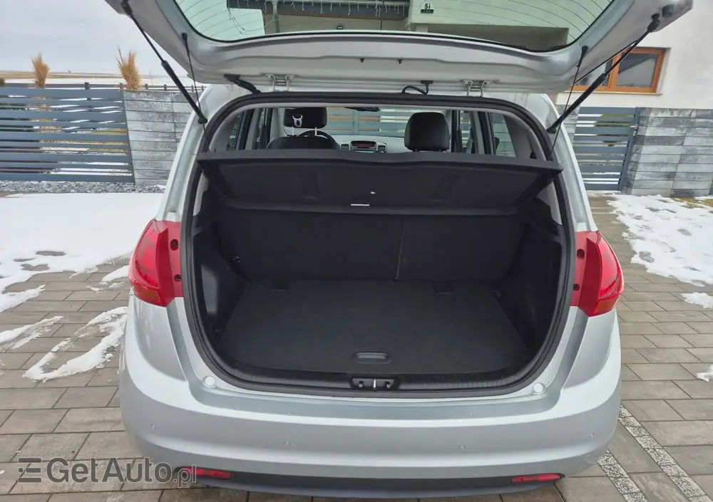 KIA Venga 1.6 CVVT Dream-Team Edition