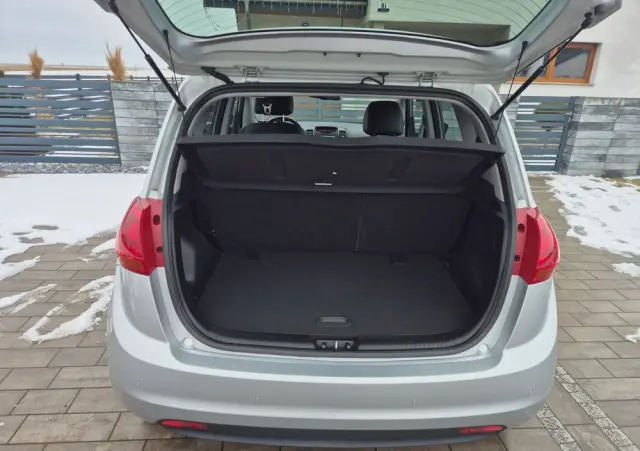 KIA Venga 1.6 CVVT Dream-Team Edition