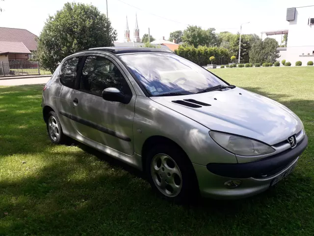 PEUGEOT 206 