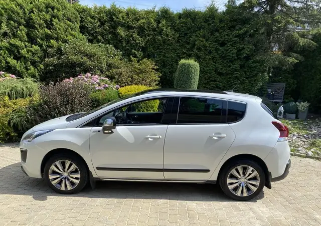 PEUGEOT 3008 1.6 BlueHDi Style S&S