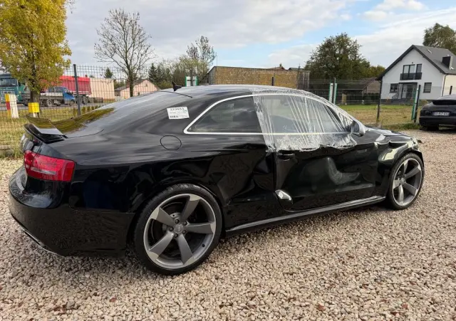 AUDI RS5 Coupé 