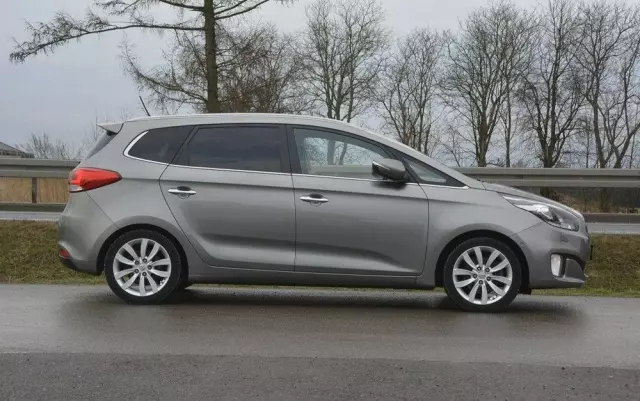 KIA Carens 2.0 GDI Automatik Vision