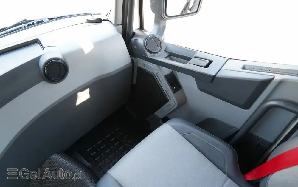 RENAULT C 430 / 6x4 / SKRZYNIOWY 7,2 M + HDS FASSI F215A / WYSÓW 10 M / STEROWANIE RADIOWE / WIDŁY / ROTATOR 