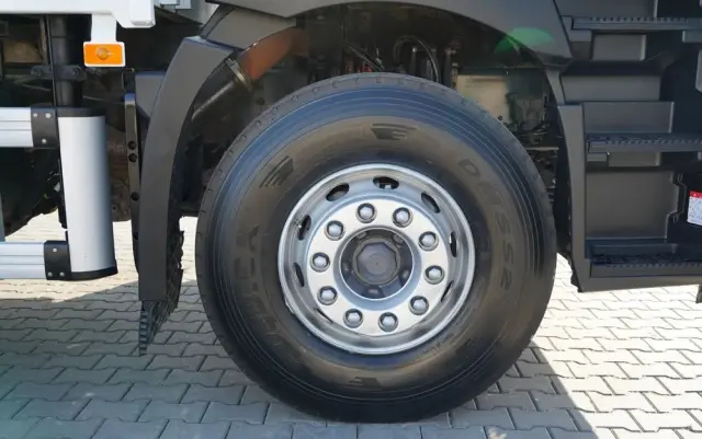 RENAULT C 430 / 6x4 / SKRZYNIOWY 7,2 M + HDS FASSI F215A / WYSÓW 10 M / STEROWANIE RADIOWE / WIDŁY / ROTATOR 