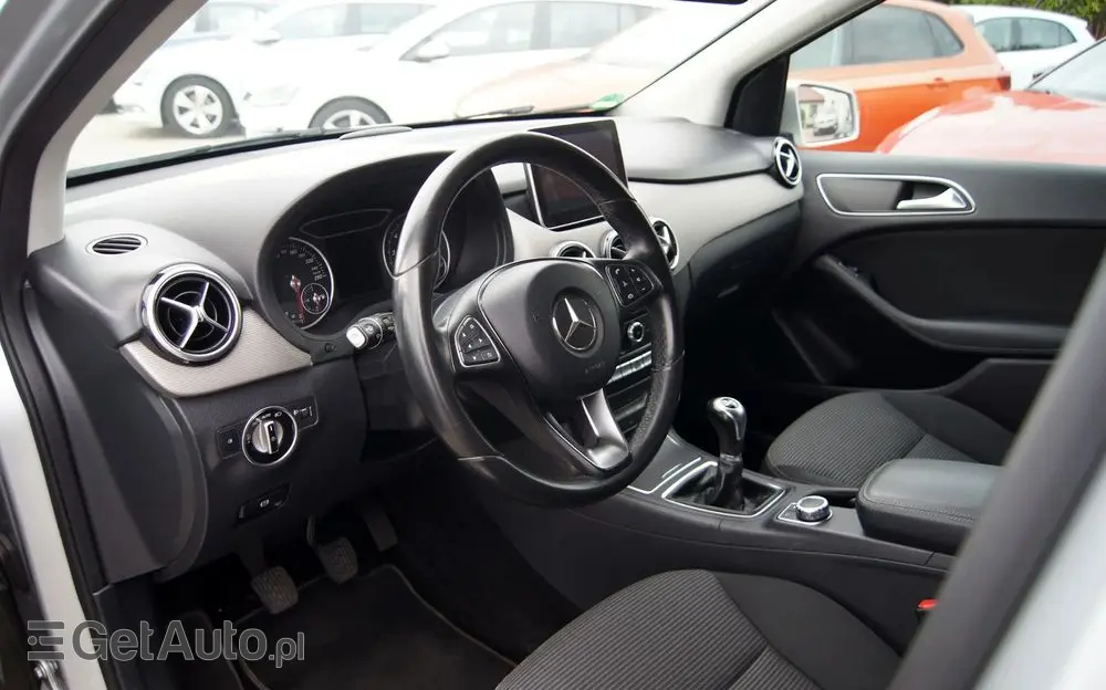 MERCEDES-BENZ Klasa B 180 Style