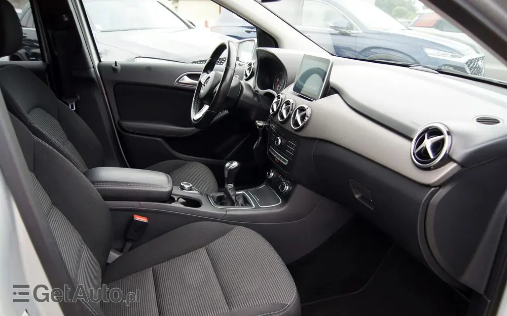 MERCEDES-BENZ Klasa B 180 Style