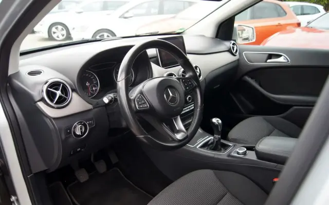 MERCEDES-BENZ Klasa B 180 Style