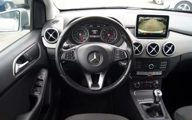 MERCEDES-BENZ Klasa B 180 Style