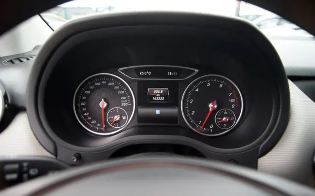 MERCEDES-BENZ Klasa B 180 Style